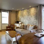 Feriehus Five Star *