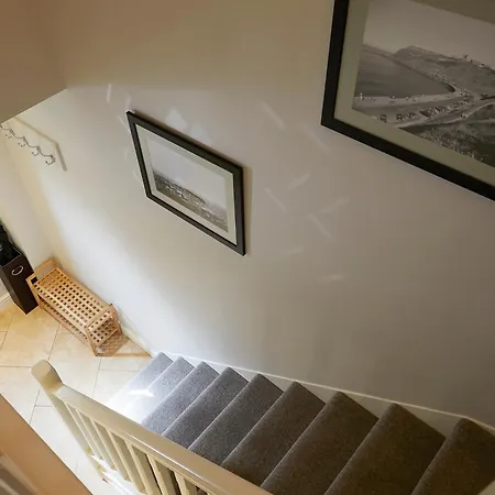 Five Star Scarborough