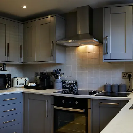 Five Star Scarborough