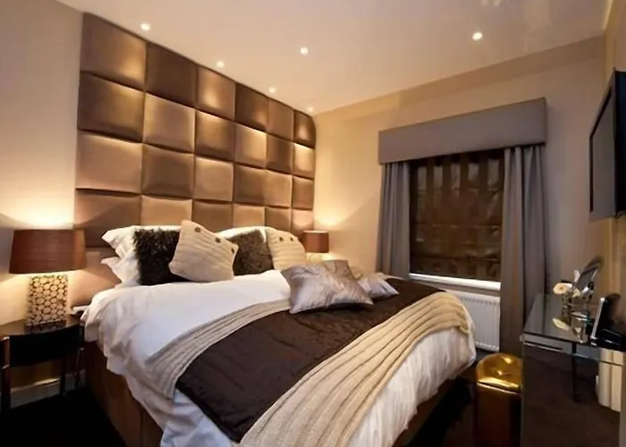 Five Star * Scarborough