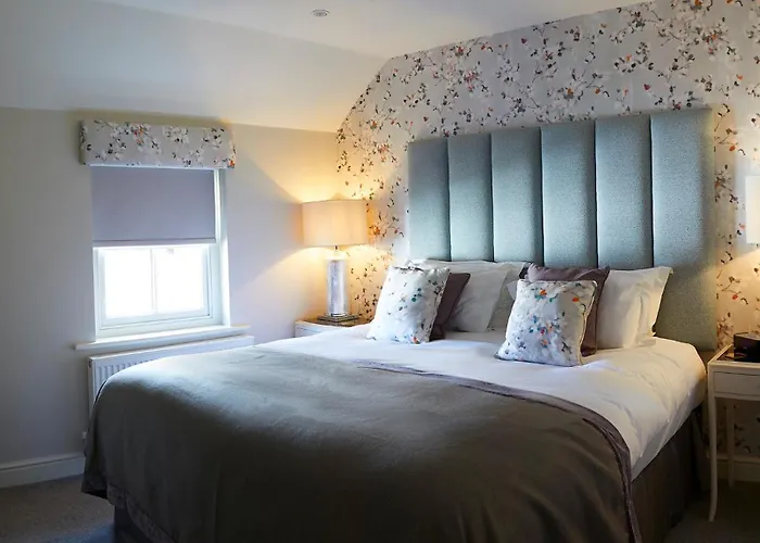 Five Star * Scarborough