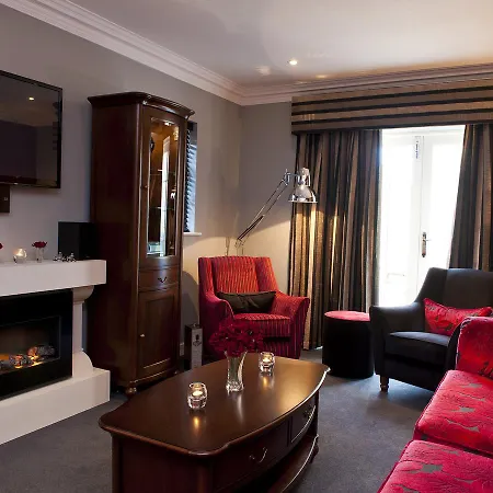 Five Star סקארבורו