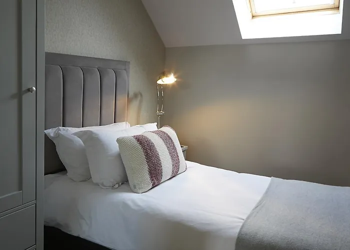 Five Star * Σκάρμπορο